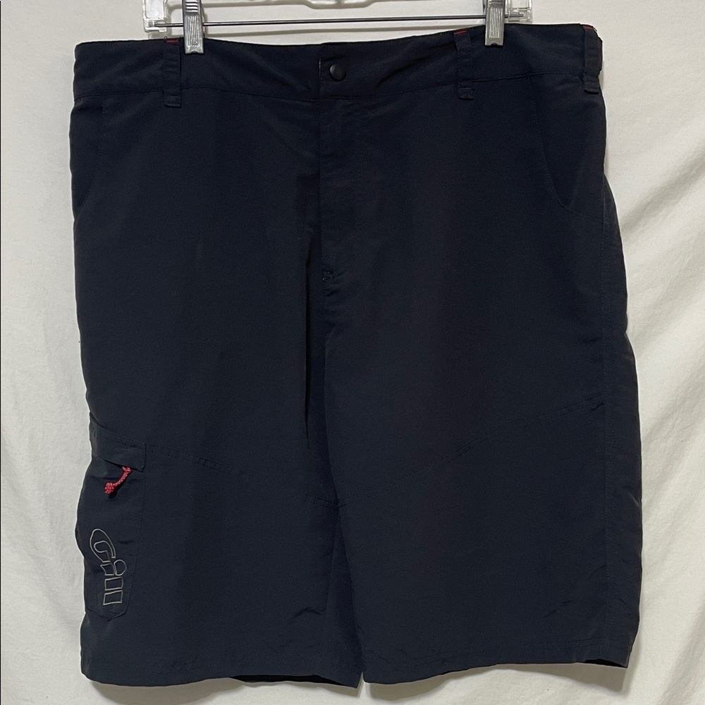 Gill Black Cargo Shorts XL MINT